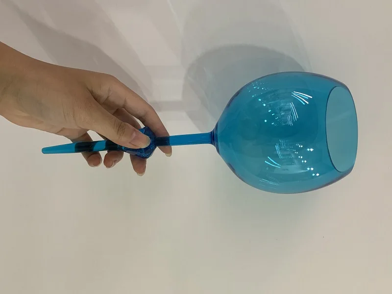 Beatiful Floating Beach Glass Acrylic Shatterproof Wine Beer Cocktail Drink Glasses For Outdoor Pool Stick up in Sand Snow Cup