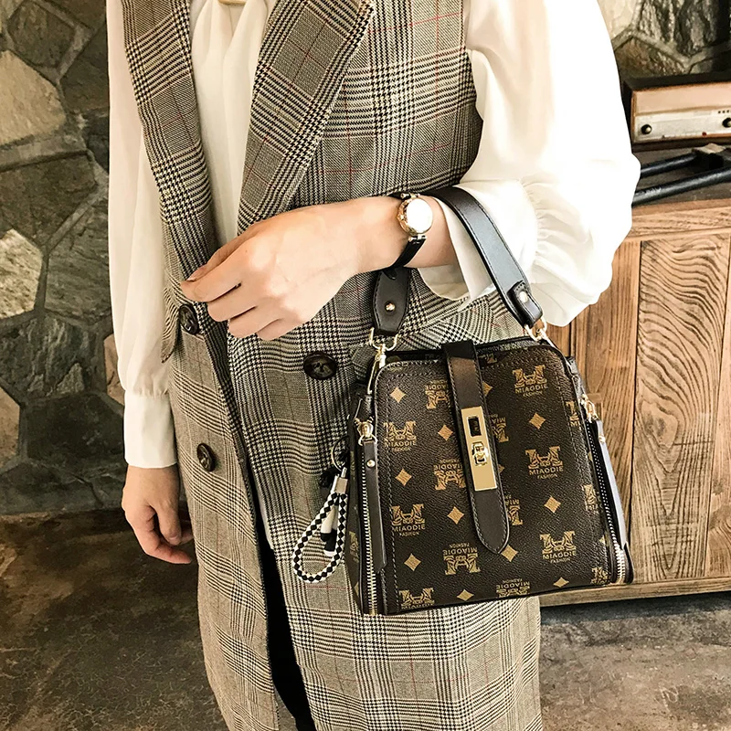 

2020 New Fashion Woman Bucket Bag Split Leather Shoulder Bag Top Quality Purses and Handbags Luxury Designer Bolsos Para Mujer