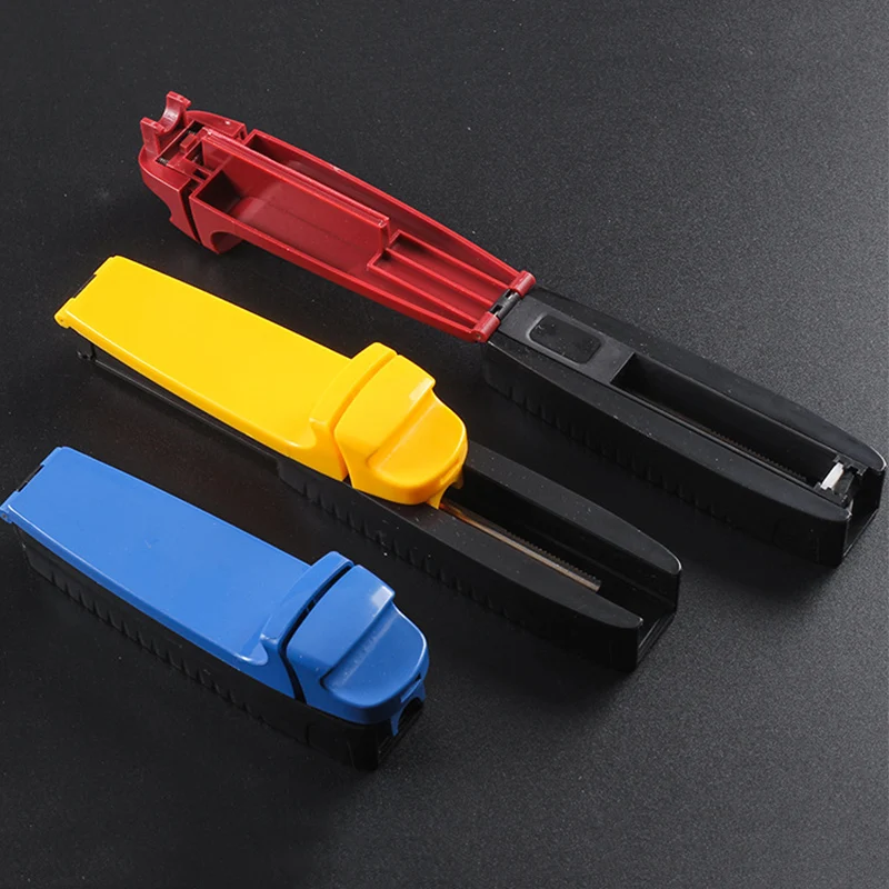 

1 Pc 4.5mm DIY Manual Push-pull Tobacco Maker Plastic Single Tube Cigarette Rolling Machine Roller Smoking Tools Gadgets for Men