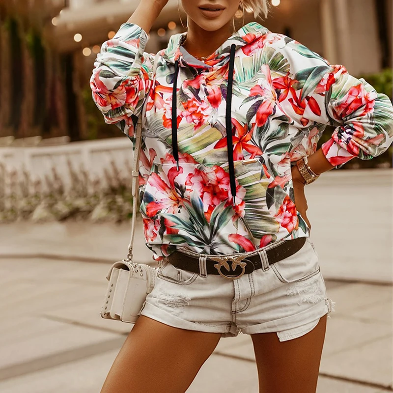 Женская толстовка с капюшоном цветочным принтом карманами и длинным рукавом