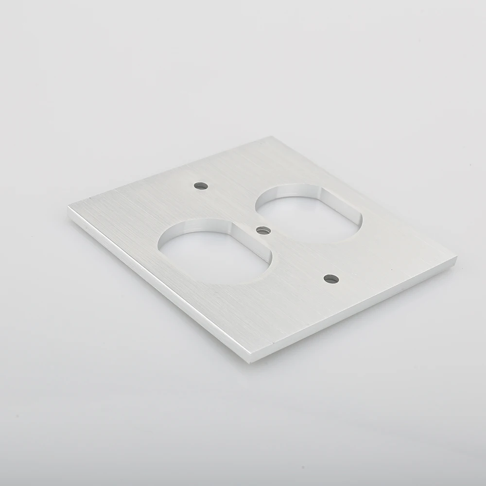 1x US Socket AC Power Duple Receptacle Cover Outlet Wall Plate Panel 8.5x8.5cm Silver | Электроника