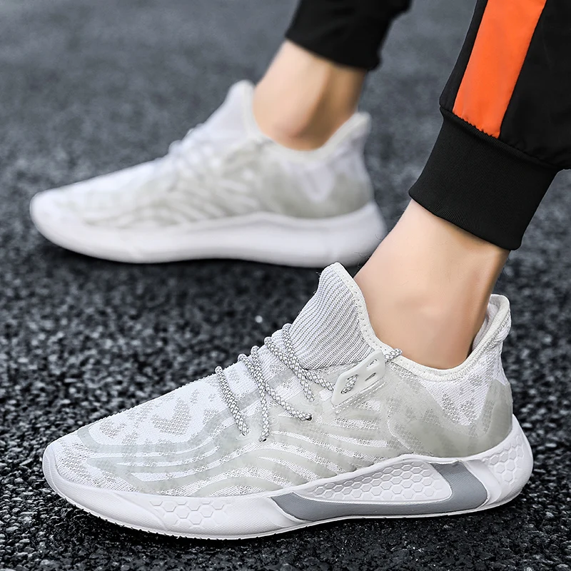 

Светильник кие мужские кроссовки для бега, блестящая спортивная обувь на толстой подошве для мужчин, удобные уличные кроссовки для бега
