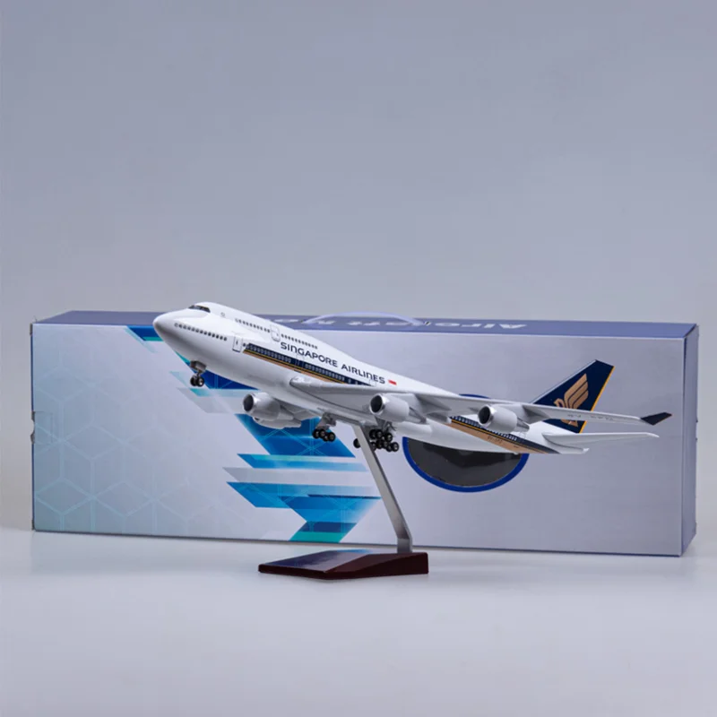 

47cm airplane model toys B747 AIR Singapore Airways aircraft model with light and wheel 1/150 scale diecast resin alloy plane