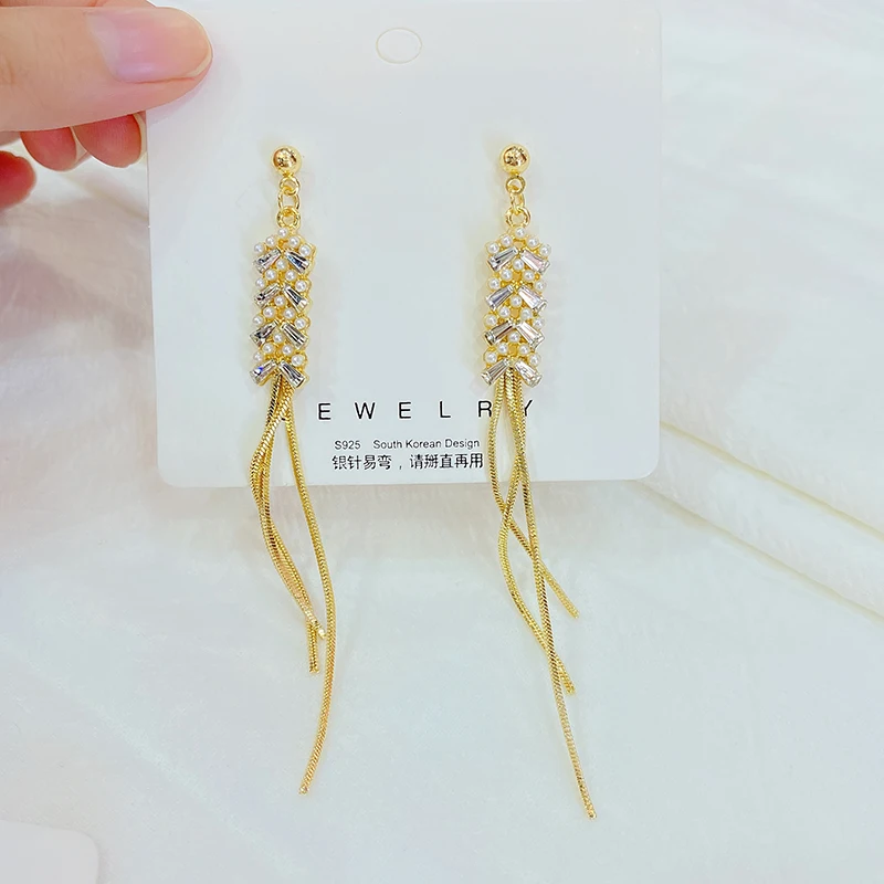 

Gold Wheat Tassel Earrings Women's Jewelry Metal Earrings 2022 Trend New Rhinestone Long Earrings