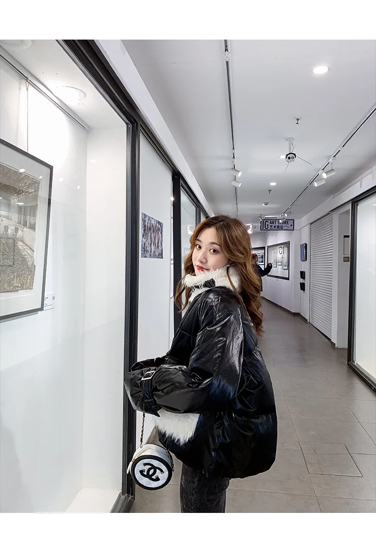 

Ladies' Fashionable And Comfortable Cotton Coat Shiny Splicing Imitation Lamb Wool Short Cotton Jacket Clothing Gift For Women