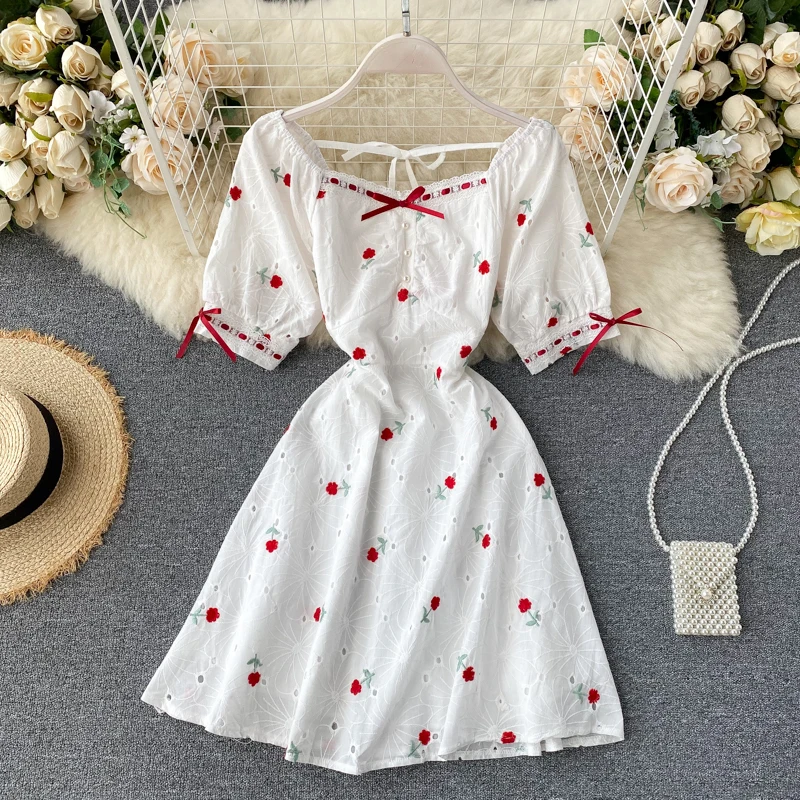 Модное женское мини платье с цветочной вышивкой праздничное сексуальное