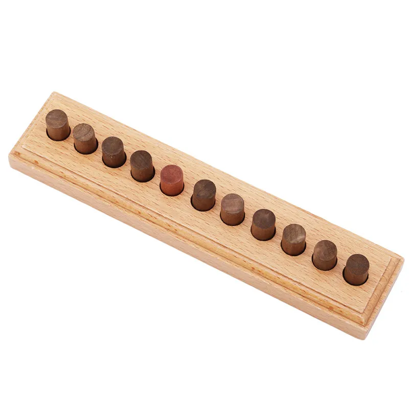 Головоломка игрушки одно благородство за пределами самообмена пространства