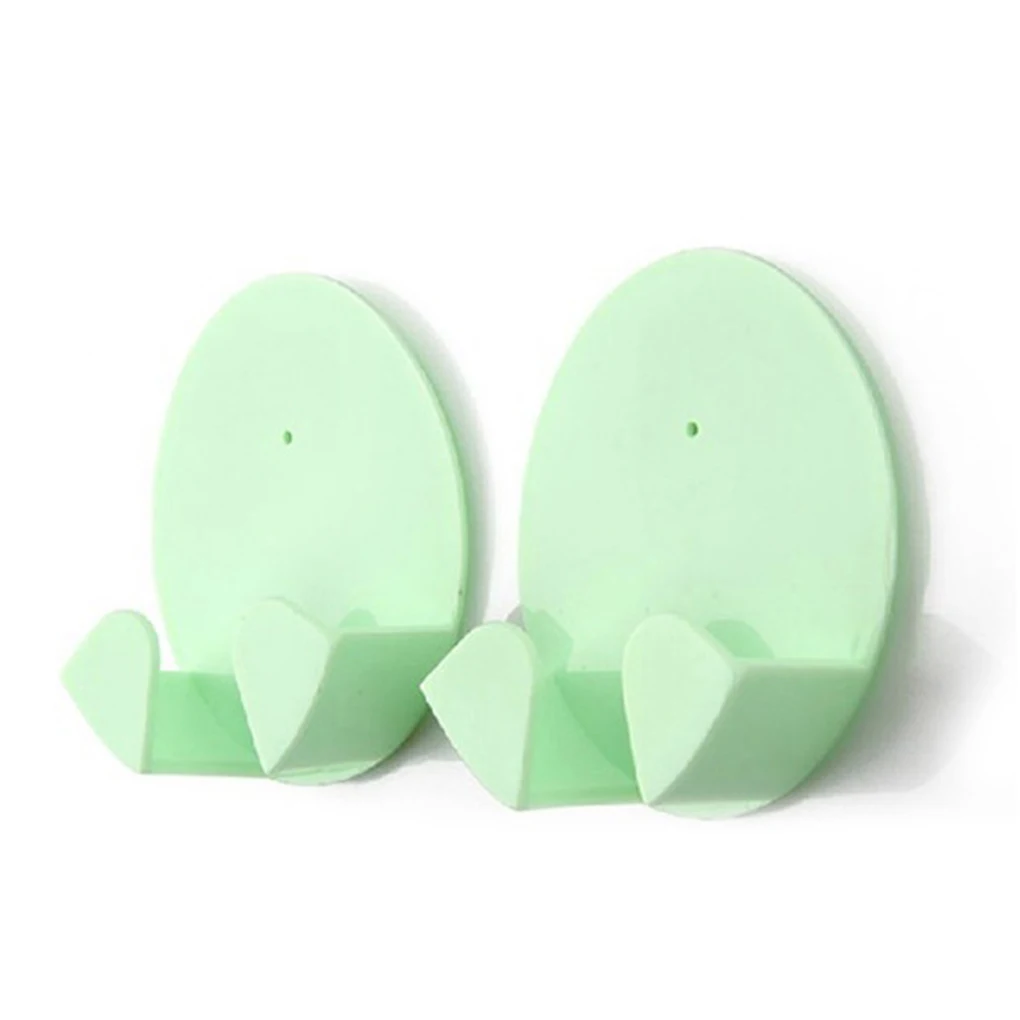 

2pcs Practical Gum Hooks Plug Hooks for Household Usage Colors Random