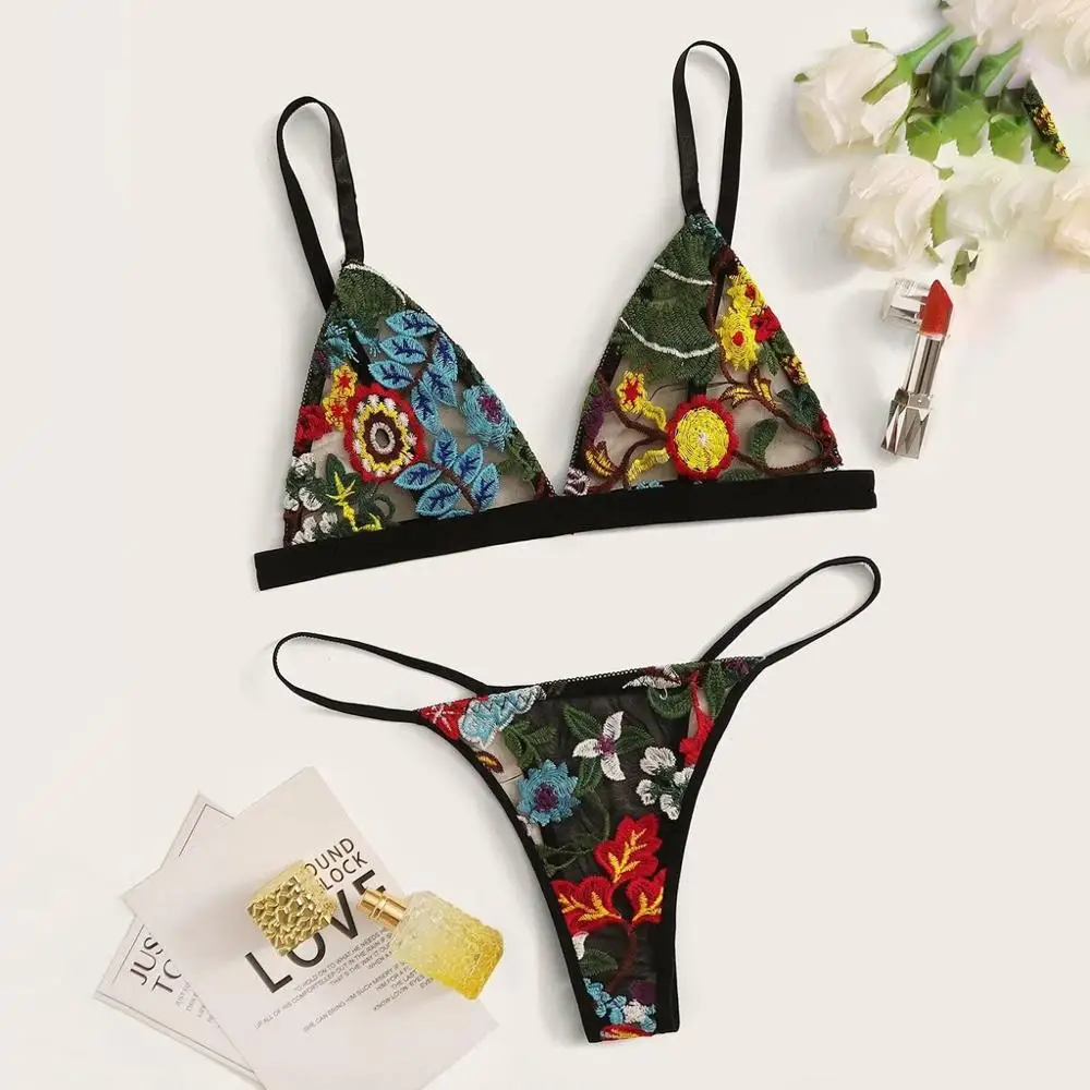 

Lace Embroidery Sexy Lingerie Set Perspective Hollow Out Lace Bra G-String Lingerie Set Erotic Underwear for Women