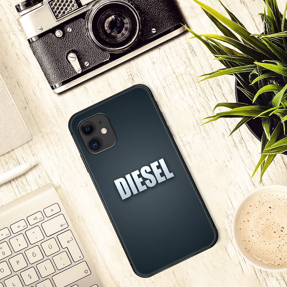 

Italian fashion brand Diesel Phone Case Cover Hull For iphone 5 5s se 2020 6 6s 7 8 12 mini plus X XS XR 11 PRO MAX black Shell