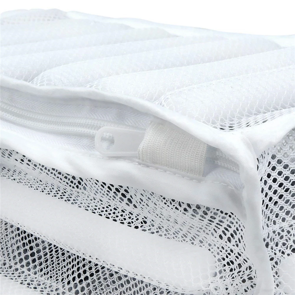 

Mesh Laundry Bag Polyester Laundry Wash Bags Coarse Net Laundry Basket Laundry Bags Trainers and Shoes in the Washing Machine