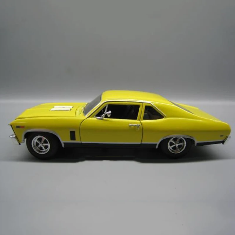 Литая под давлением подпись 1/32 NOVA SS Muscle Car