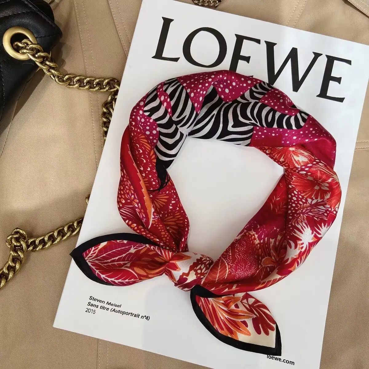 Женский шарф-пончо из натурального шёлка с принтом |