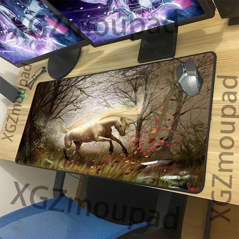 

XGZ Large Gaming Mouse Pad Black Lock Edge Animal White Horse Custom Computer Desk Mat Rubber Non-slip for Lol Csgo Gamer Xxl