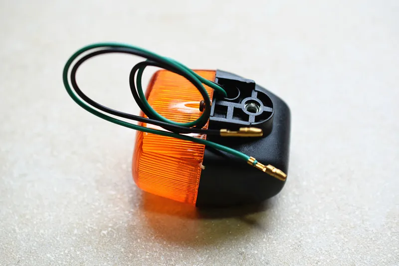 Сигнал поворота передний/задний для мотоцикла скутера HONDA AF58 AF52 ZOOMER YAMAHA BWS100 |