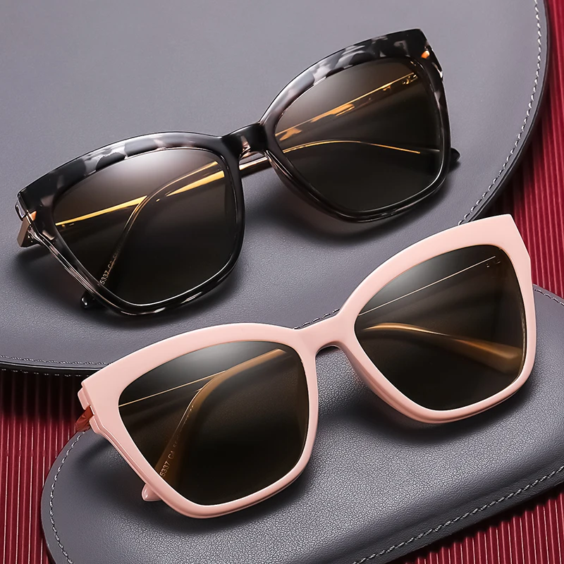 

LONSY Anti Blue Light Blocking Reading Glasses Women 2021 Luxery Designer Magnetic Clip On Square Sunglasses Polarized UV400