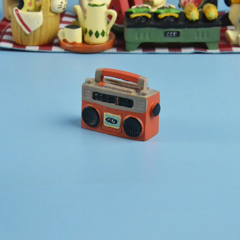 Y tape recorder 1:12 японский каваи мультфильм талисман счастливый год вечерние суши торт кофе мороженое пирог стул стол ТВ чайник конфеты игрушка - Цвет: Y tape recorder