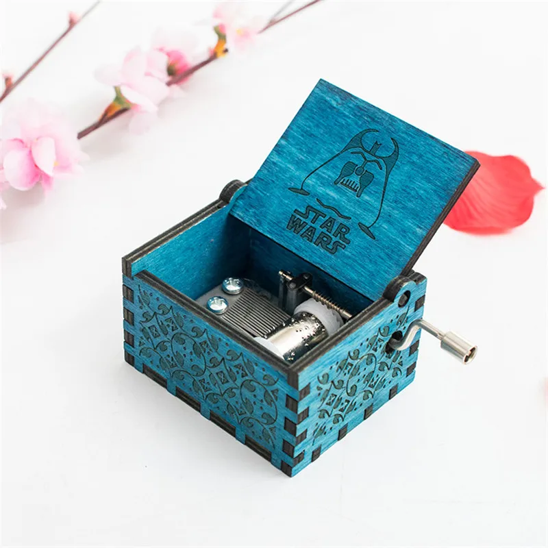 Деревянная музыкальная шкатулка ручной работы с выгравированной тематикой