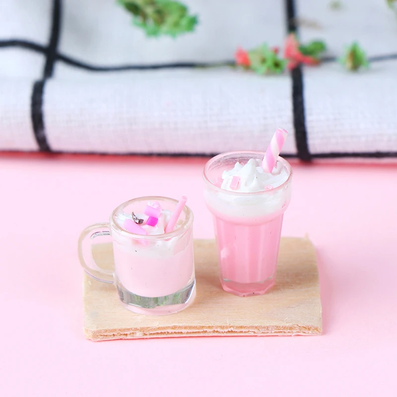 Имитация клубники молочный коктейль мороженое 1:12 миниатюрная модель кукольного