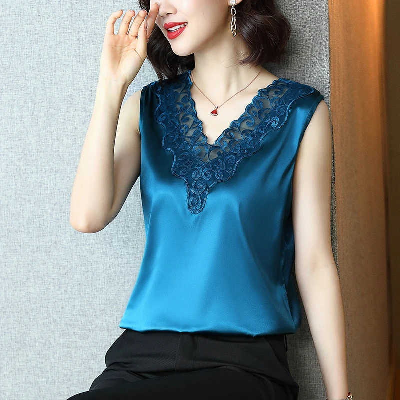 

M-5XL Plus size women tank tops Fashion casual sleeveless Elegant embroidery satin women t-shirt Solid color lady shirt