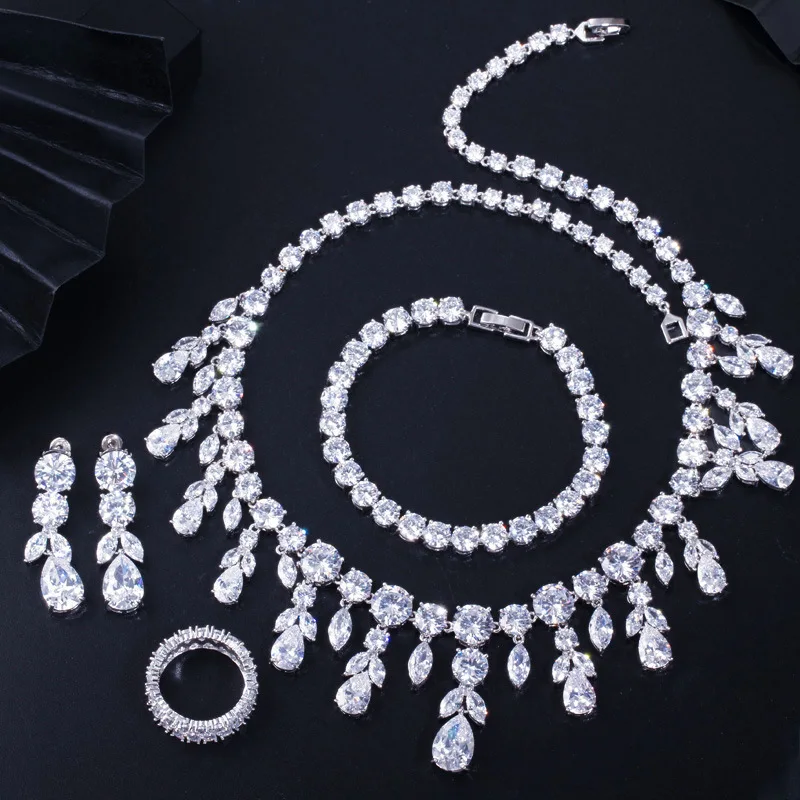 

High-End Luxury Jewelry Sets Super Flash AAA Zircon Bridal Banquet Necklace Earrings Bracelet Ring 4Pcs Set Fashion Accessories