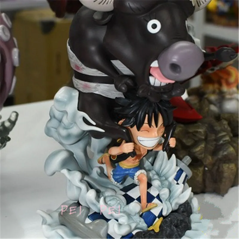 Статуя аниме соломенная шляпа Пираты милая улыбающаяся корова катание Обезьяна D