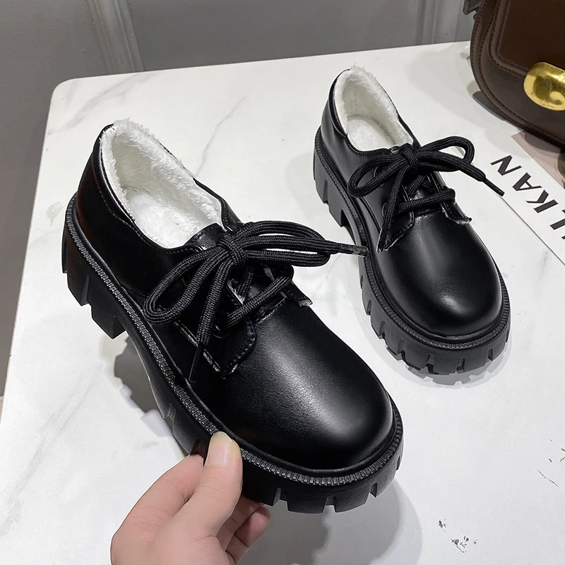 

HKXN Fashion Black Leather Shoes Women 2021 Winter New Plush Velvet Thicken Retro Niche Design Sense Increased Fashion Boots T