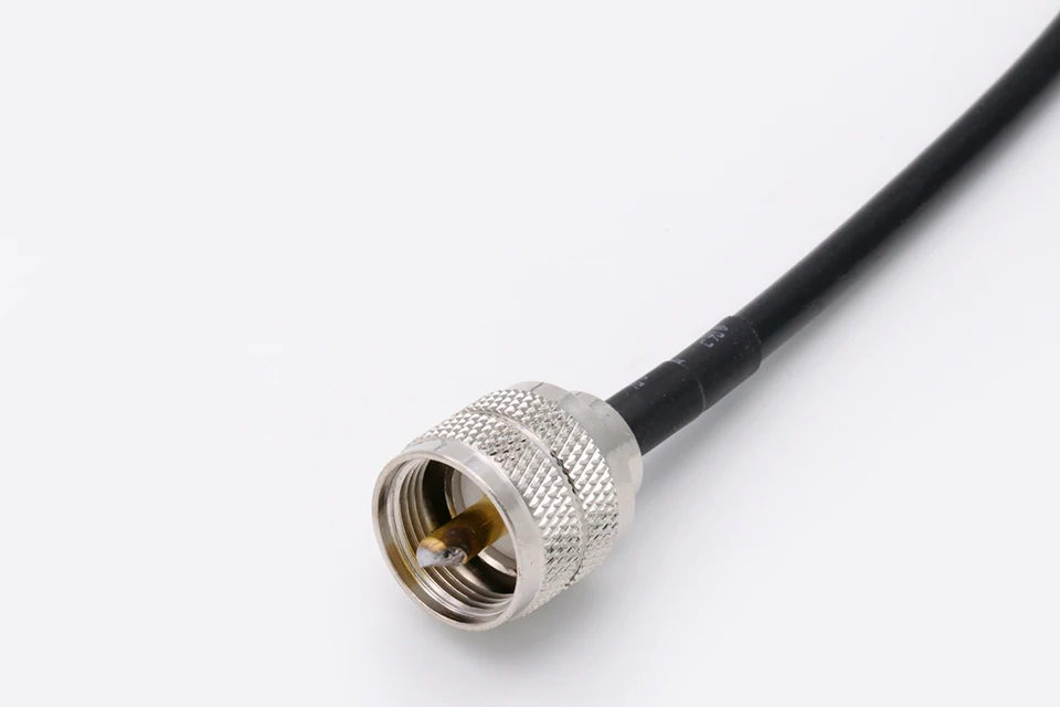 Cheap Plugues e conectores
