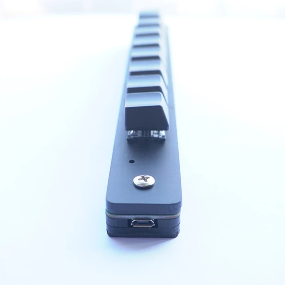 8 клавиш 30 символов Usb макро клавиатура Бесплатный драйвер синий переключатель