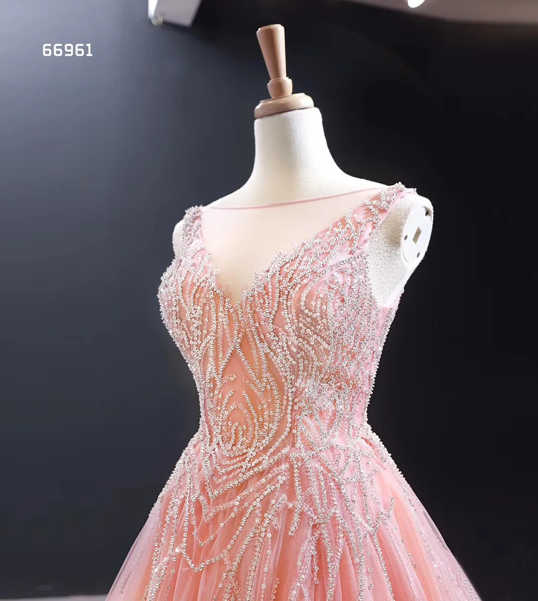 New Desin Beads Top Lace Up Back Puffy Tulle A Line Appliques Prom Dress 2019 New Design Evening Gown Pink Flowers Prom Dresses