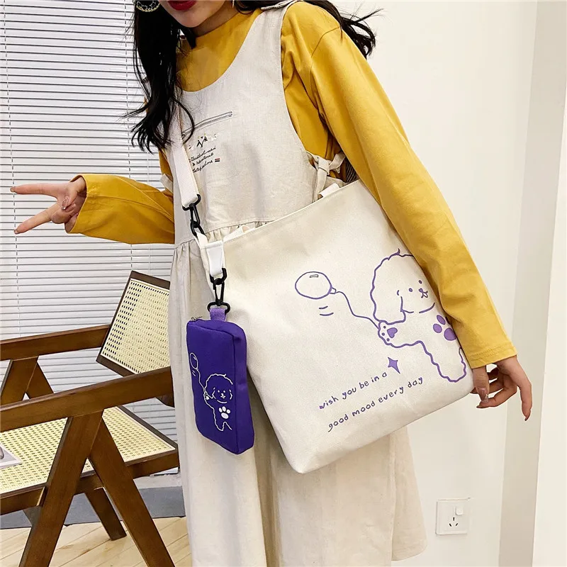 

2022 New Korean Version of Leisure Large-capacity Messenger Bag Cartoon Printed Canvas Shoulder Bag Japanese Cute Canvas Handbag