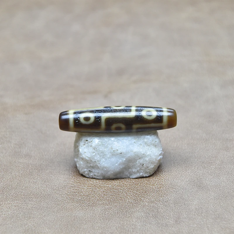 

To pure Tibet Old Agate Dzi Bead 12*52mm Old Yellow 9 eyes Pattern DZI Beads Men&Women`s Jewelry DIY Free Shipping