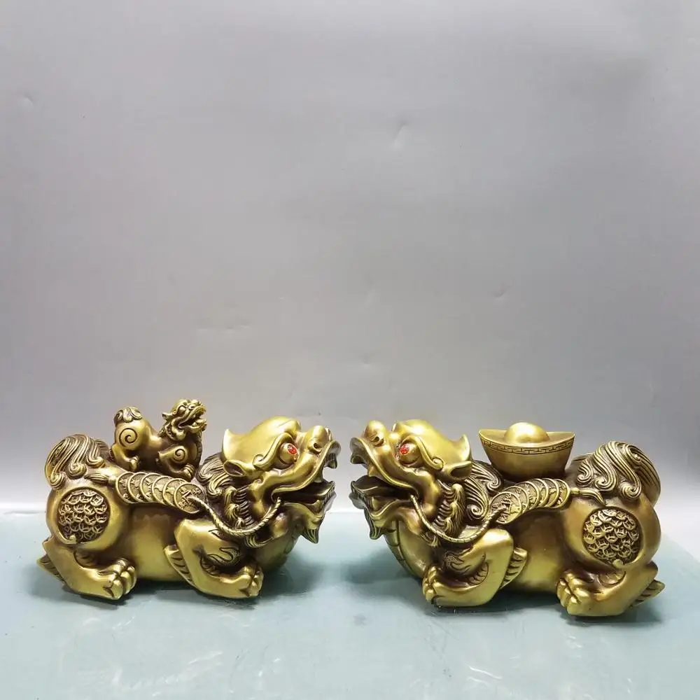 

wedding decoration Lucky China Seikos red bronze Lucky Pixiu Statue Carved ingot statue of small brave pigeon Town House