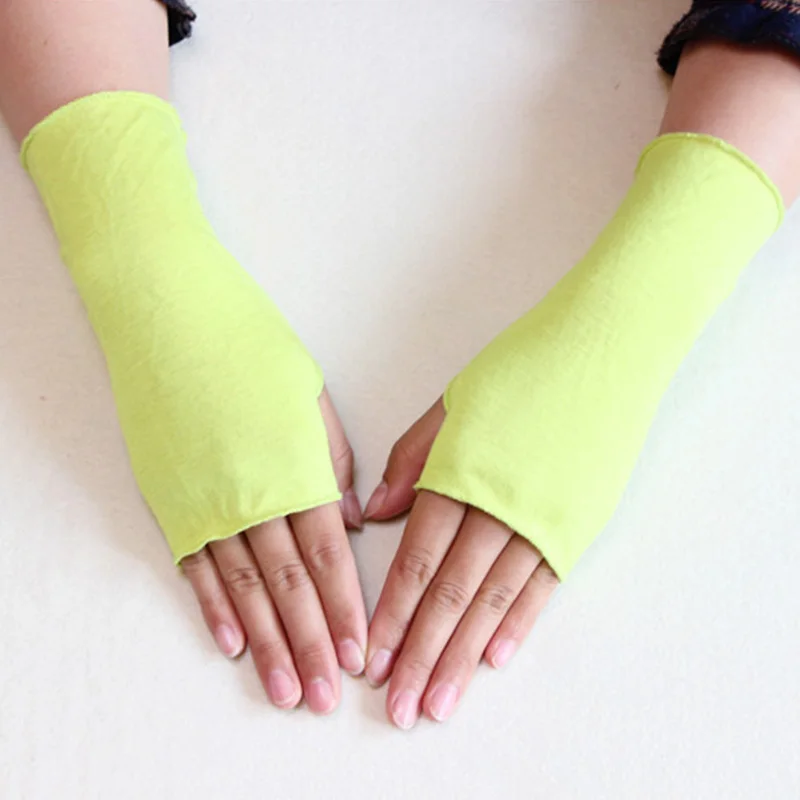 Летние женские тонкие короткие перчатки без пальцев солнцезащитные с защитой от