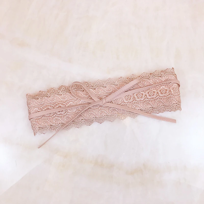 2021 Новый черный белый цвет Широкий корсет и кружевным поясом Женская обувь