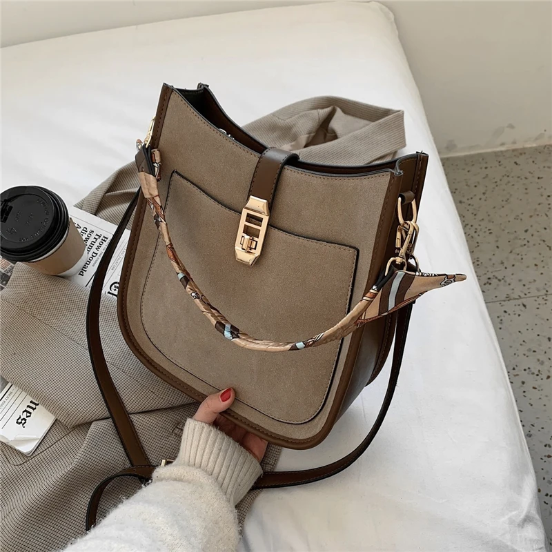 

Vintage Suede Small Bucket Crossbody Bags For Women Famous Brand Design Baguette Purse High Quality Scarf Female Shoulder Bags