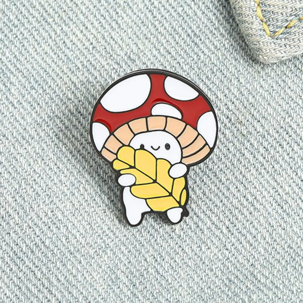 

Brooch Anti-emptied Mushroom Pattern Multicolor Mushroom Bag Clothes Lapel Pin for Women