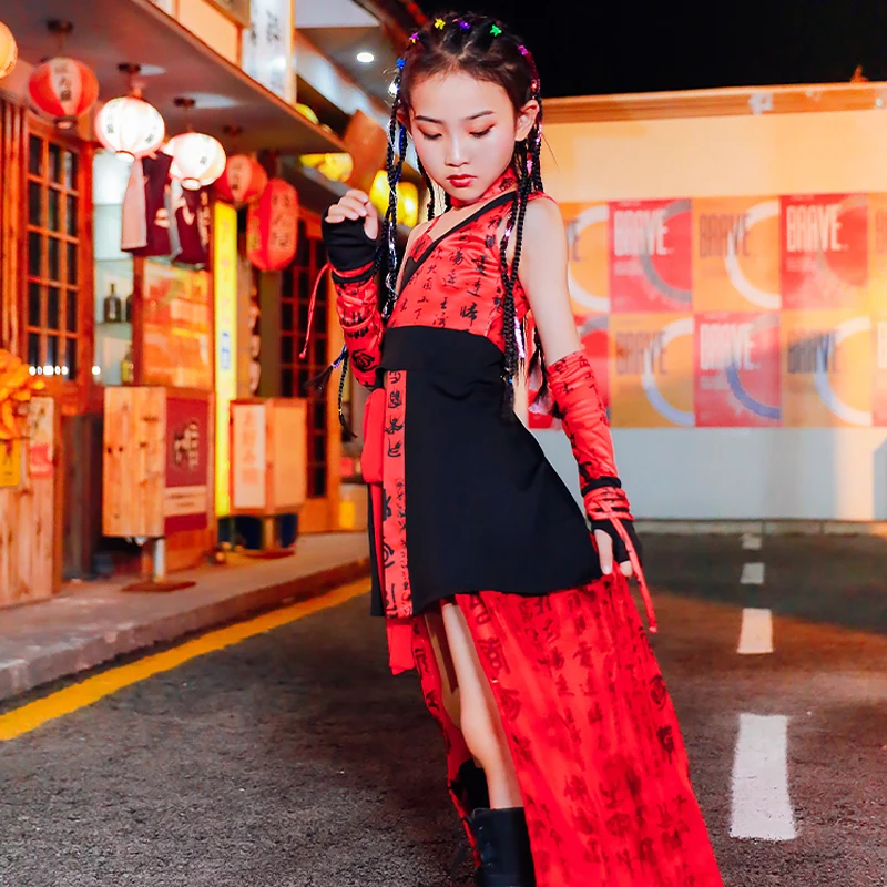 Танцор джаза в китайском стиле костюм подиума шоу праздничная одежда красные