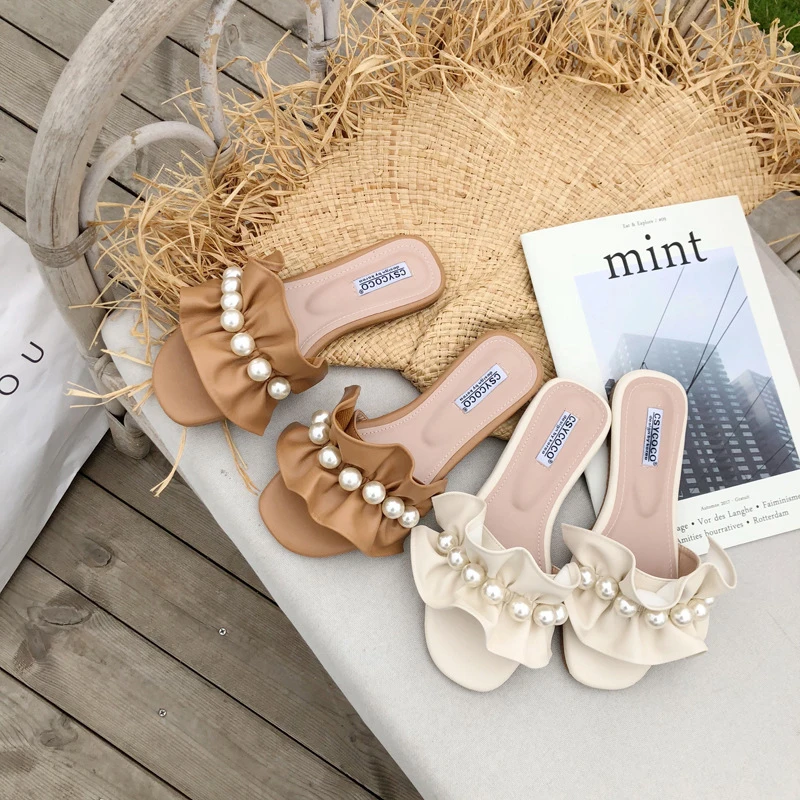 

2021 Summer Slippers Luxury Designer Pearls Mules Shoes Women Square Toe Flat Slides Open Toe comfortable Leather Women Sandals