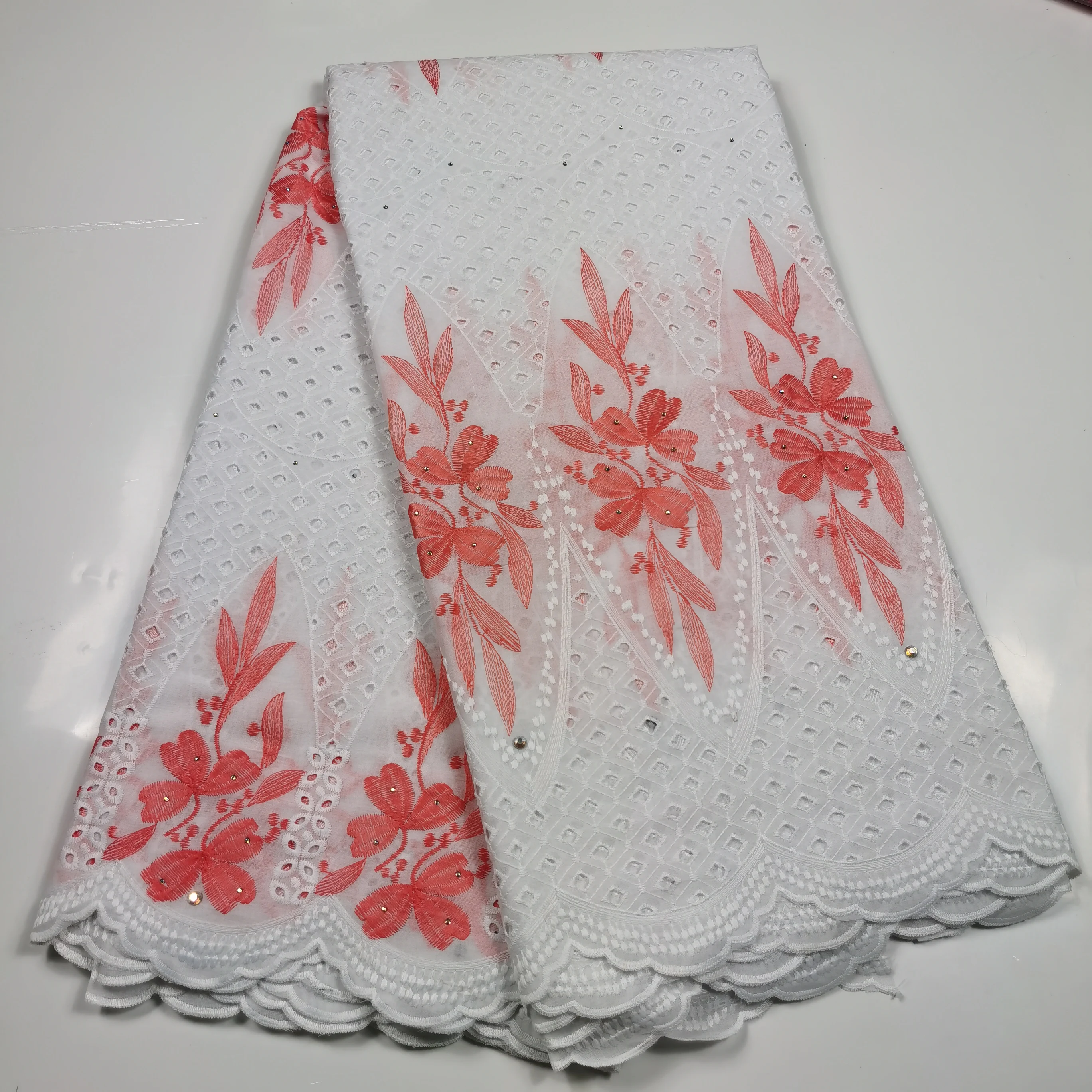 

Elegant yellow African Swiss Voile Lace fabric 2020 Free shipping Latest Nigeria Pure Cotton Lace for Beautifical Dress