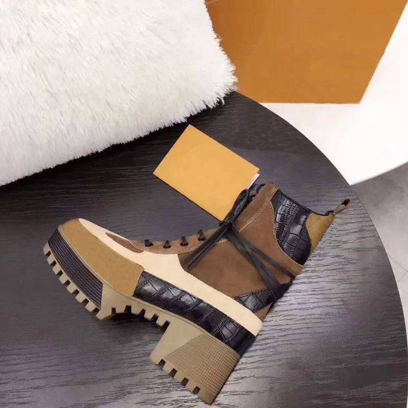 Женские ботинки Новинка 2019 года Роскошные брендовые дизайнерские модные тонкие