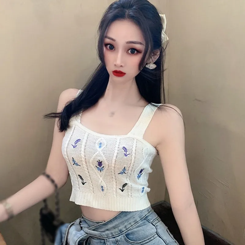 

Women's Sexy Floral Embroidery Slim Knitted Camisole Tank Top