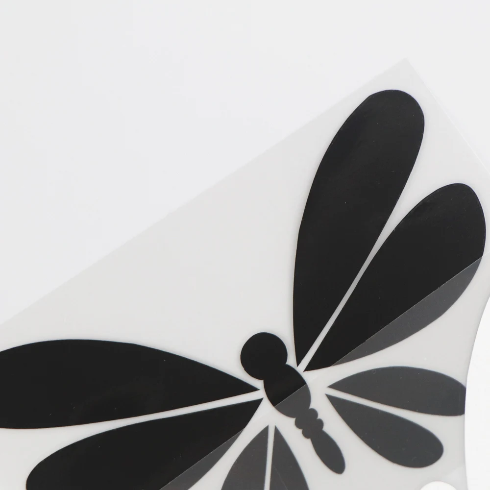 

YOJA 14.69.2CM Vinyl Decal Handsome Dragonflies Pattern Cartoon Animals Car Stickers Black/Silver 19C-0253