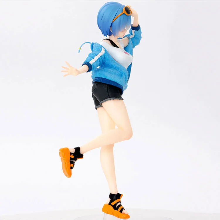 Re sport. Taito Rem фигурка. Rem Figure Summer. Фигурка Субару re Zero. Фигурка рем в спортивном.