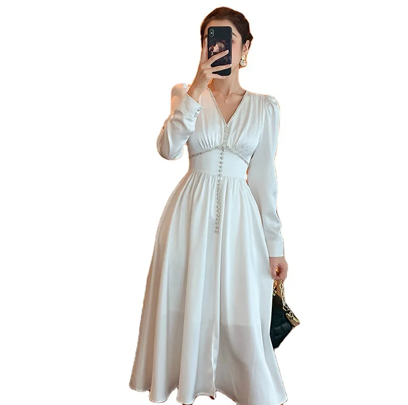 

The new spring 2021 French Hepburn wind restoring ancient ways, white dress show thin waist long dress 9402