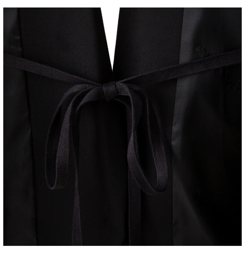 

[EAM] Women Black Hollow Out Bandage Blazer New Lapel Long Sleeve Loose Fit Jacket Fashion Tide Spring Summer 2021 1DD9072