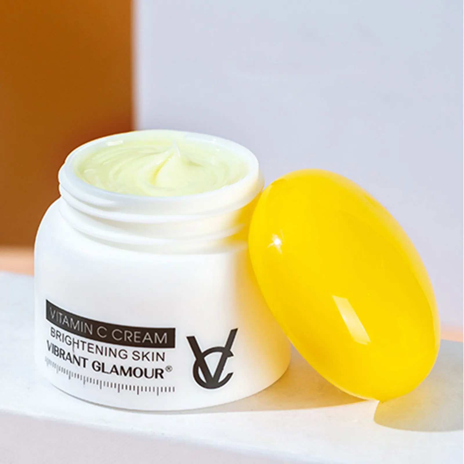 

VIBRANT GLAMOUR Vitamin C Moisture Cream VC Whitening Brightening Anti Wrinkle Anti Aging Repair Fade Freckles Face Care 50g