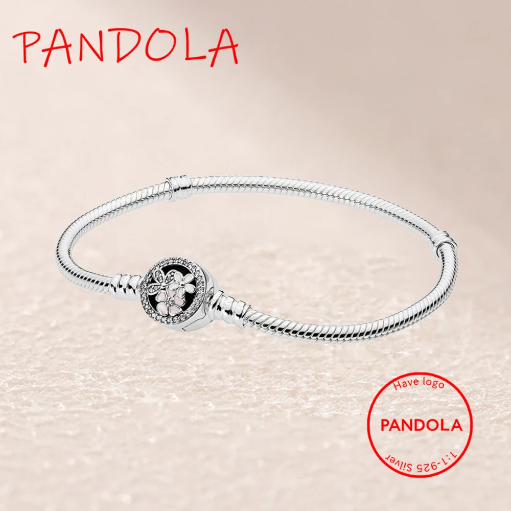

590744CZ MOMENTS BRACELET WITH POETIC BLOOMS CLASP