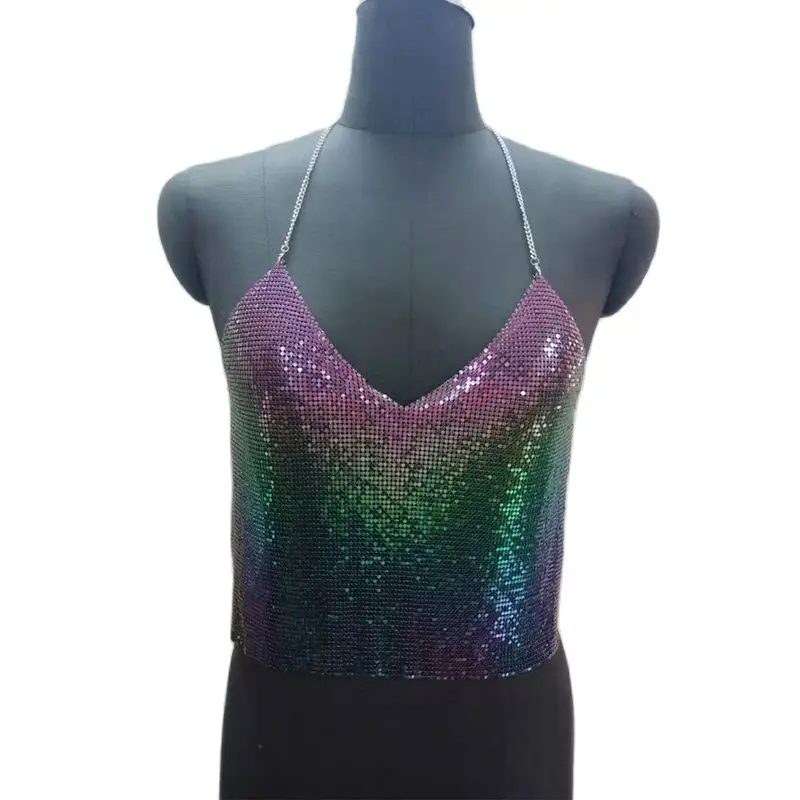 Женский блестящий топ на бретельках расшитый блестками с низким вырезом