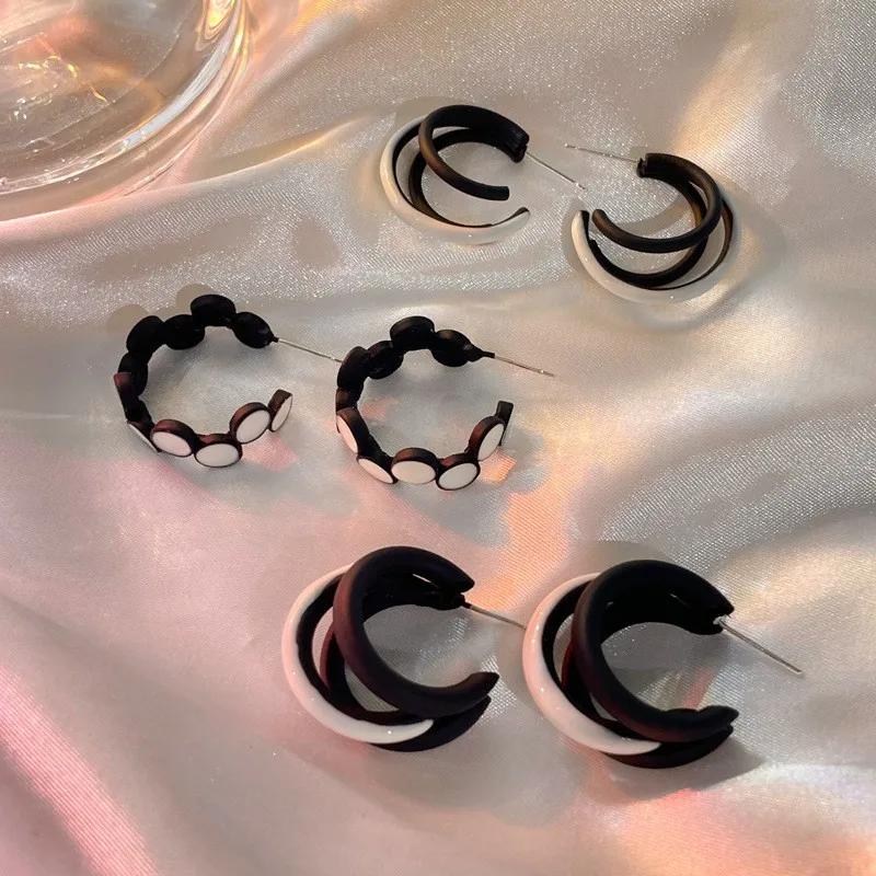 

2021 New Geometric Circular Fashion Senior Drop Earrings Contracted Joker Multilayer Metal Fresh Trend Women Earrings